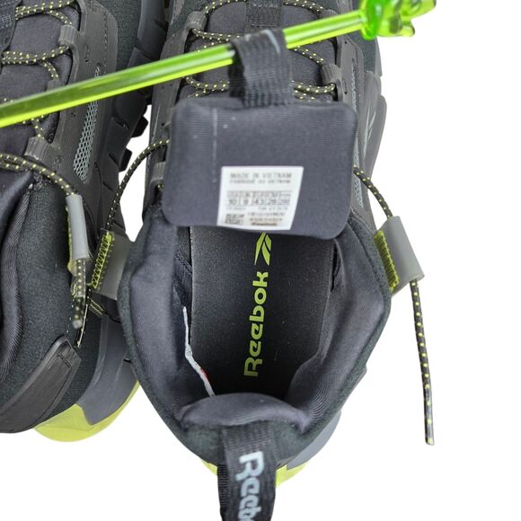Reebok Zig Kinetica Edge Sneakers GY3576 Men's Sz 10 Black Yellow - Picture 14 of 16